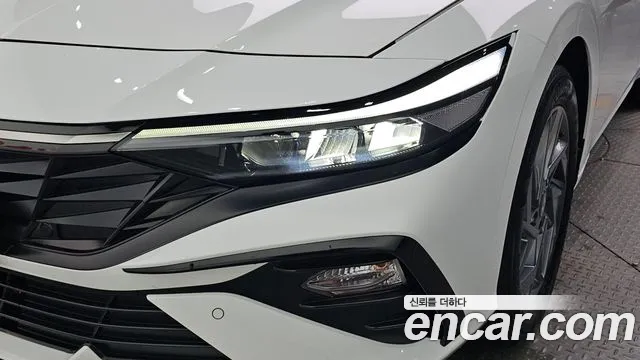 Hyundai Avante — Фото автомобиля 7