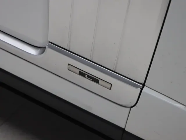 Land Rover Range Rover — Фото автомобиля 28