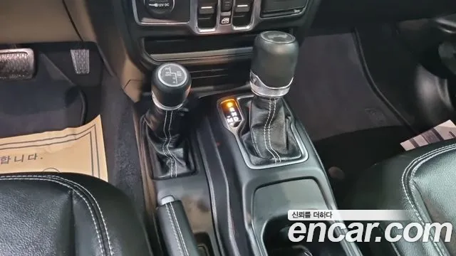 Jeep Wrangler JL — Фото автомобиля 9