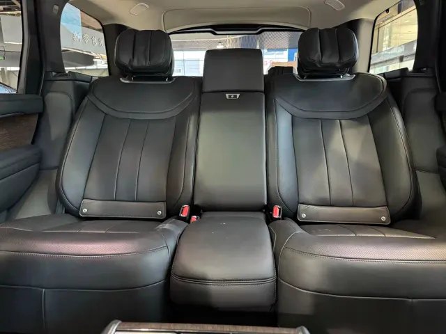 Land Rover Range Rover — Фото автомобиля 28