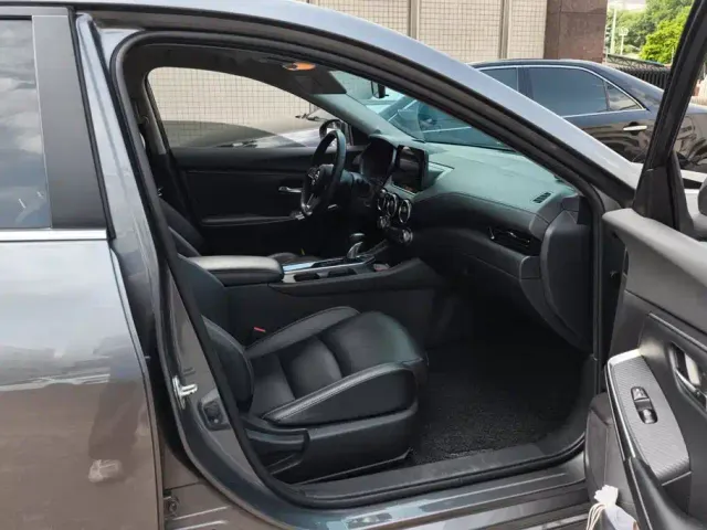 Nissan Sylphy — Фото автомобиля 8