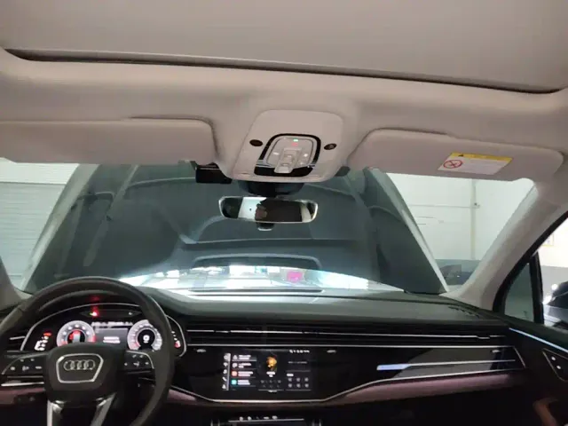 Audi Q7 — Фото автомобиля 17