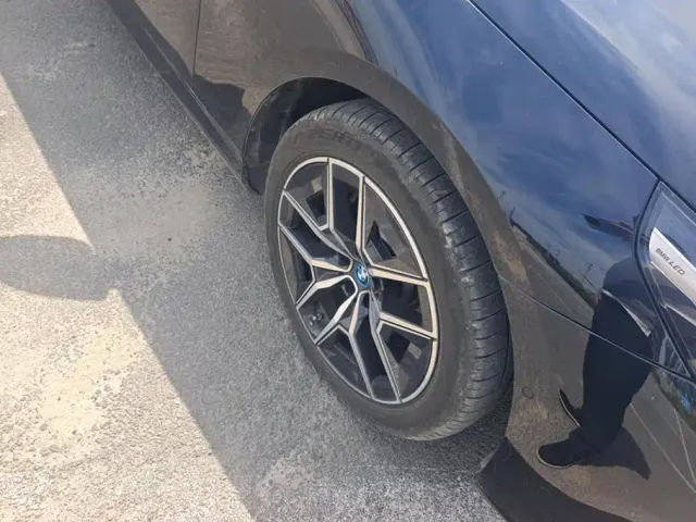 BMW i5 — Фото автомобиля 6