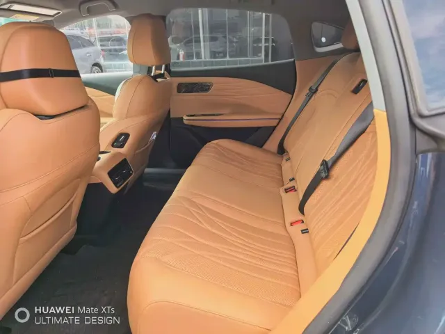 Geely Galaxy Xingyao 8 — Фото автомобиля 6