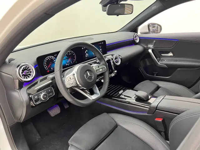 Mercedes-Benz A-Class — Фото автомобиля 17