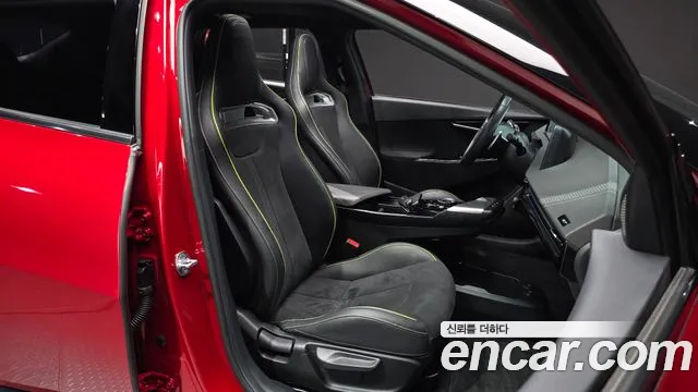 Kia EV6 — Фото автомобиля 11