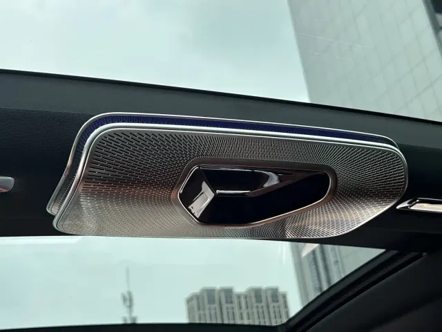 Mercedes-Benz S-Class — Фото автомобиля 18