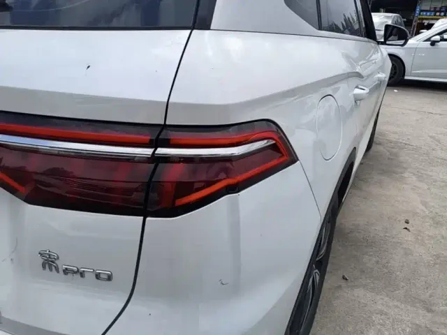 BYD Song Pro — Фото автомобиля 7
