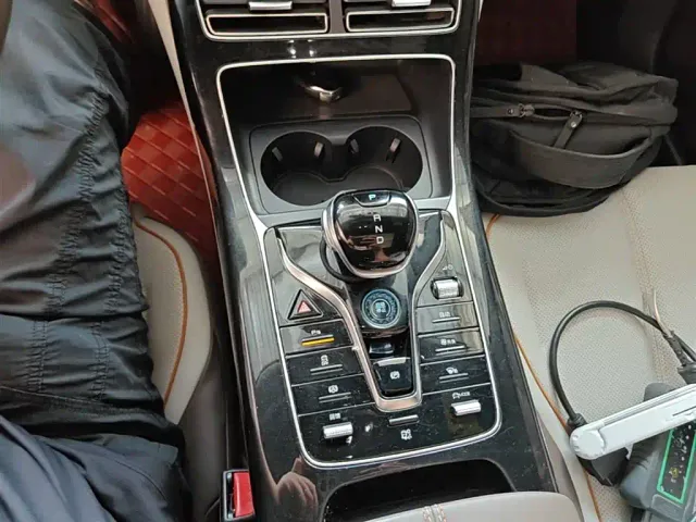BYD Qin PLUS — Фото автомобиля 13