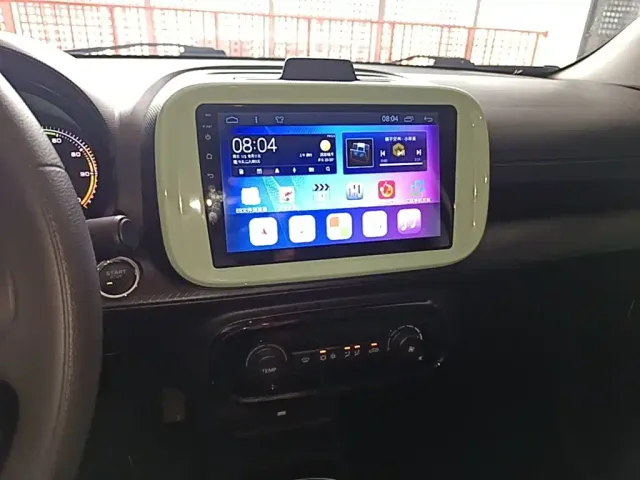Roewe Clever — Фото автомобиля 12