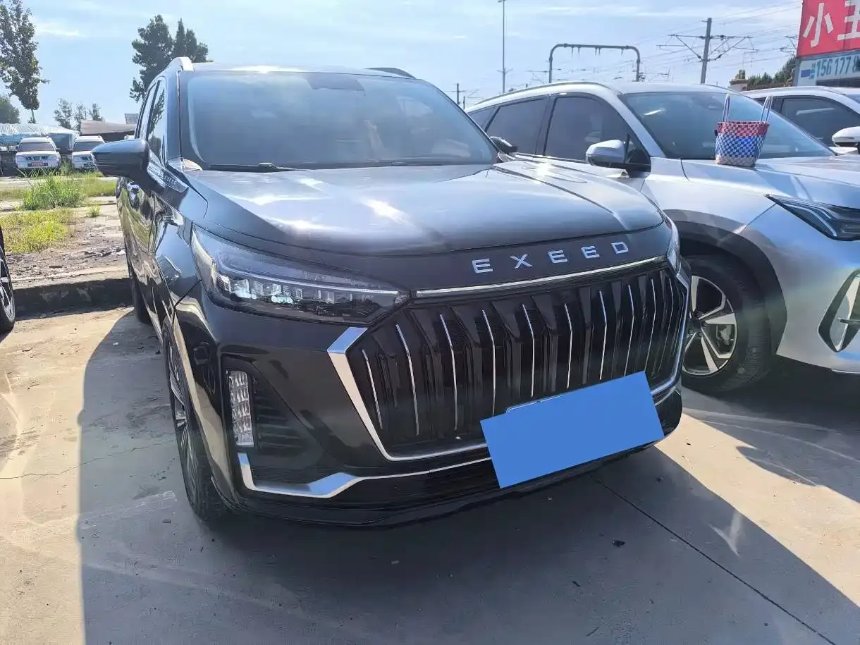 Exeed Exeed Landmark 2024 Explore Edition 400T 4WD Starlight 7-seater — Фото автомобиля 3