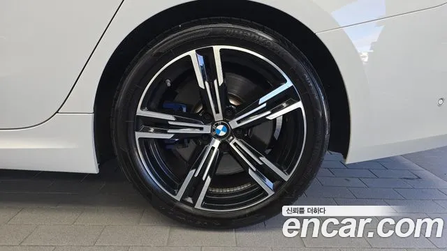 BMW 3 Series — Фото автомобиля 6