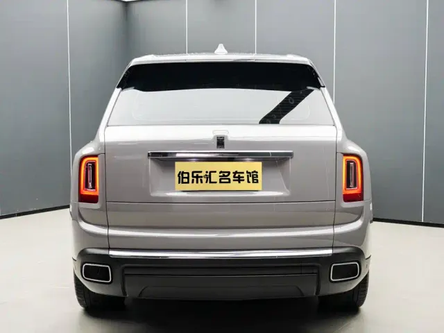 Rolls-Royce Cullinan — Фото автомобиля 5