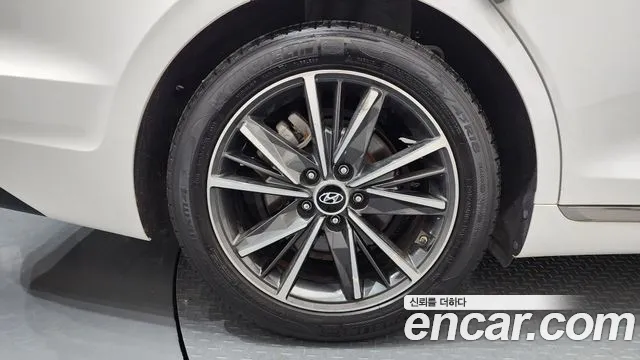 Hyundai Grandeur Новый Grandeur IG 3.0 LPi (Для проката) — Фото автомобиля 5