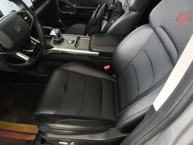 Jetour T2 — Фото автомобиля 14