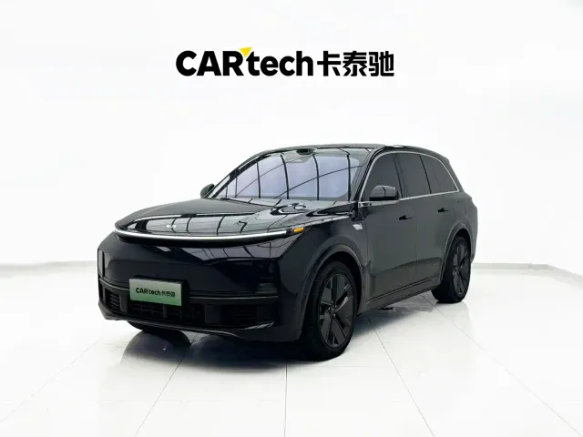Li Auto L8 — Фото автомобиля 2