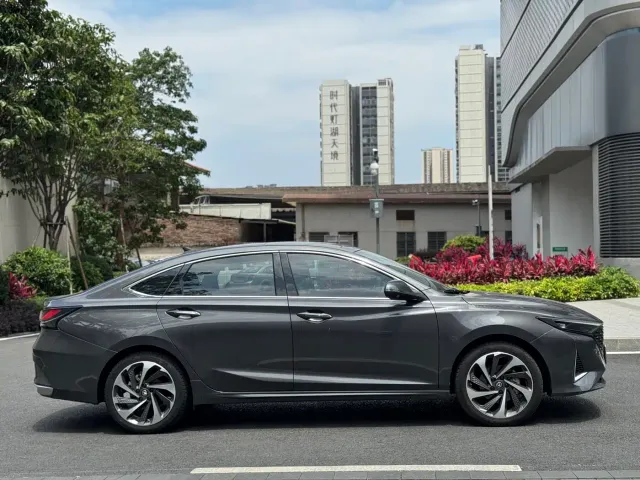 Changan Raeton Plus — Фото автомобиля 5