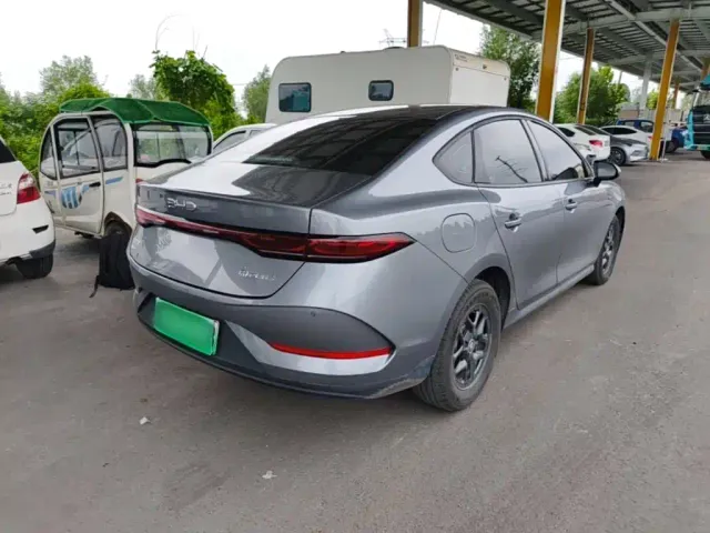 BYD Qin PLUS — Фото автомобиля 6