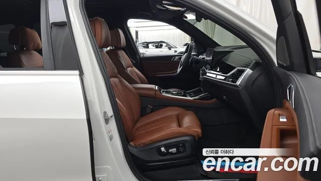 BMW X7 G07 — Фото автомобиля 16