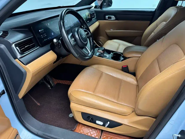 Li Auto ONE — Фото автомобиля 11