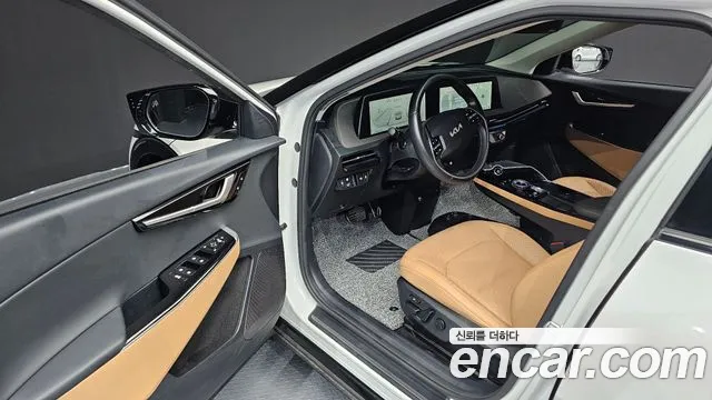 Kia EV6 Long Range — Фото автомобиля 10