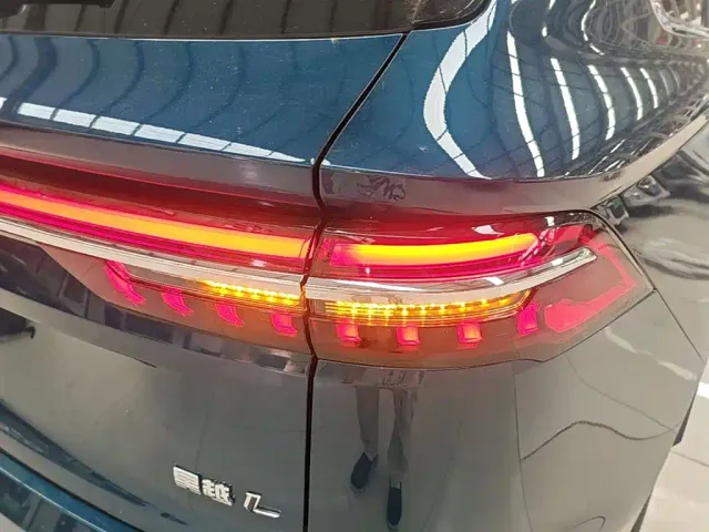 Geely Xingyue L — Фото автомобиля 23