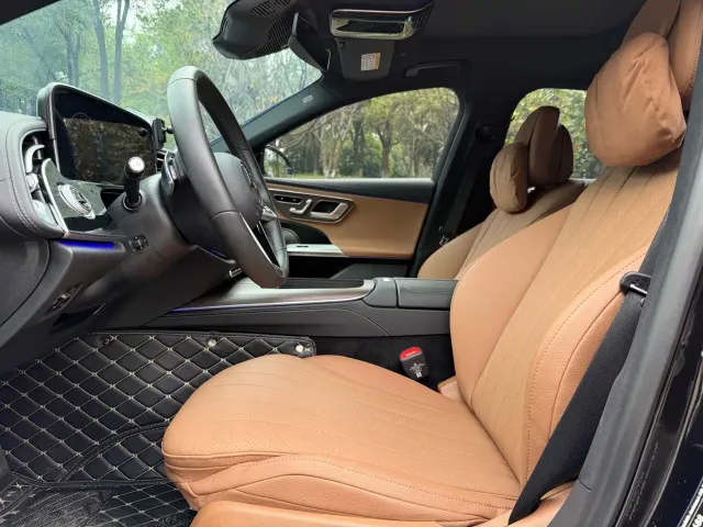 Mercedes-Benz E-Class — Фото автомобиля 15