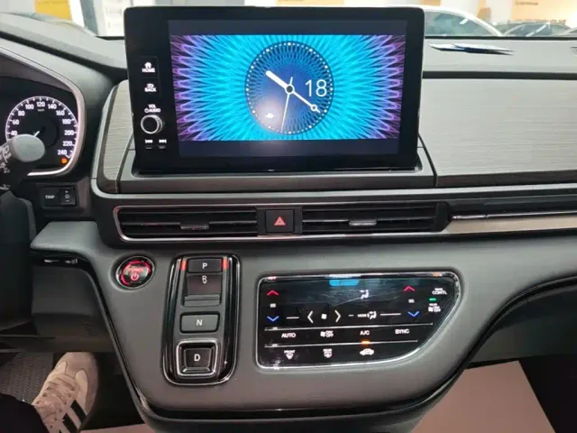 Honda Elysion — Фото автомобиля 12