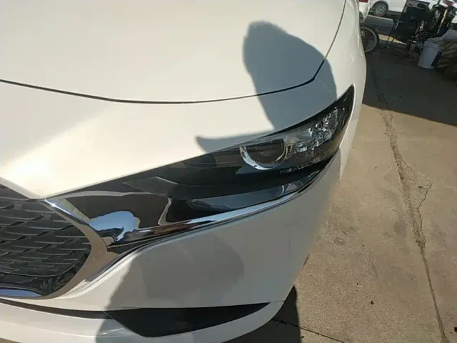 Mazda Axela — Фото автомобиля 23
