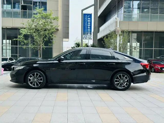 Honda Inspire — Фото автомобиля 4