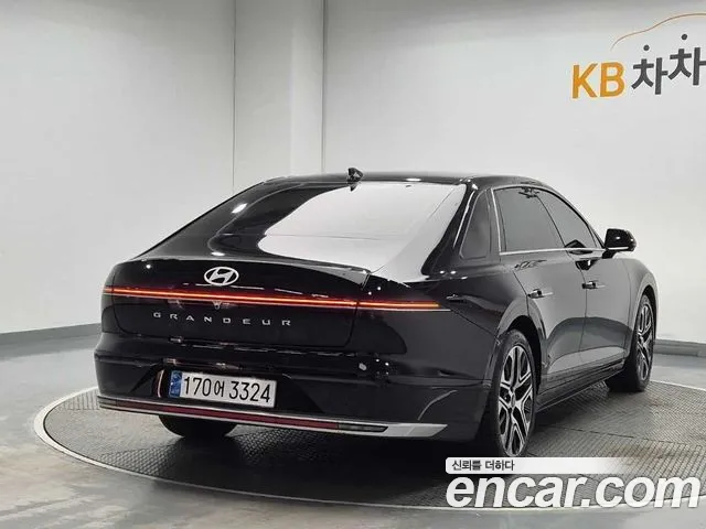 Hyundai Grandeur GN7 — Фото автомобиля 3