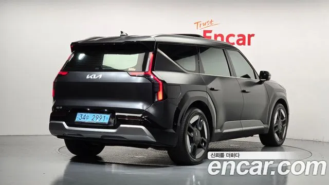 Kia EV9 — Фото автомобиля 2