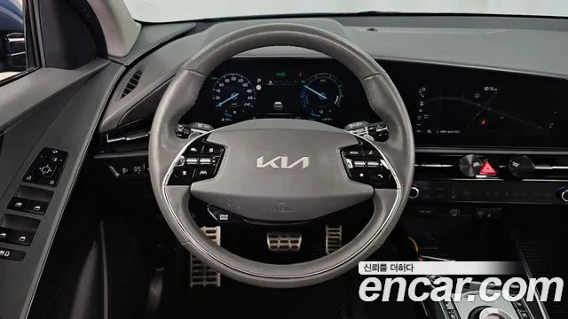 Kia Niro The All New Niro Signature — Фото автомобиля 11