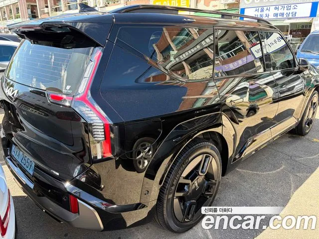 Kia EV9 — Фото автомобиля 4