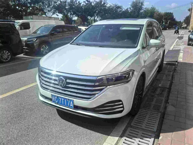 Фотография автомобиля — Volkswagen Viloran