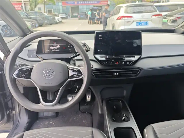 Volkswagen ID.3 — Фото автомобиля 6