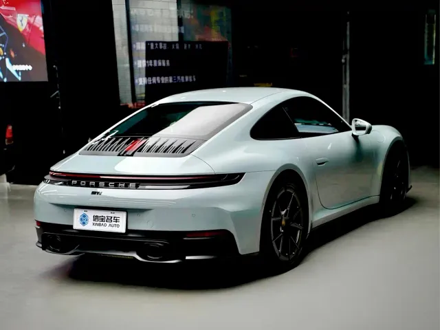 Porsche 911 — Фото автомобиля 6