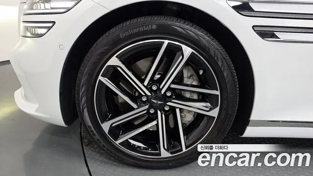 Genesis G80 RG3 — Фото автомобиля 5