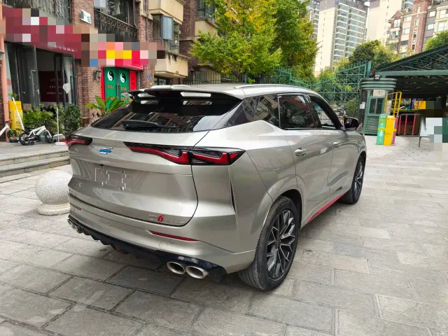 Changan Z6 — Фото автомобиля 12