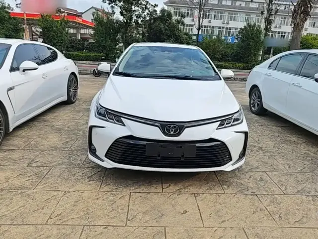 Toyota Corolla — Фото автомобиля 2