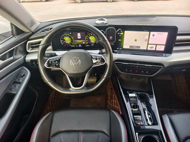 Volkswagen Lamando — Фото автомобиля 12