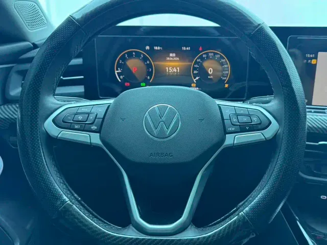 Volkswagen Lamando — Фото автомобиля 16