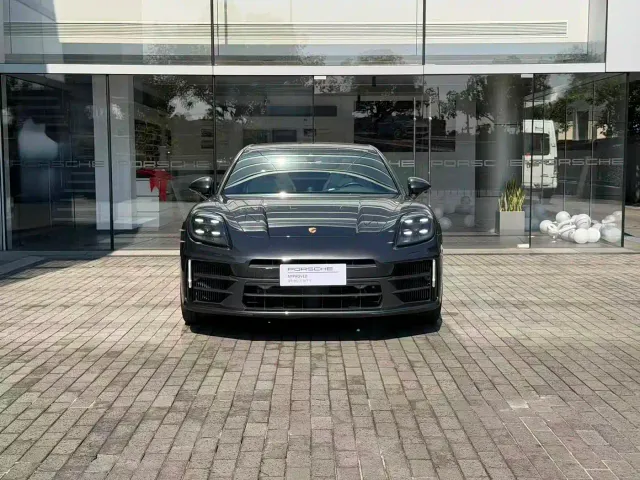 Porsche Panamera — Фото автомобиля 5