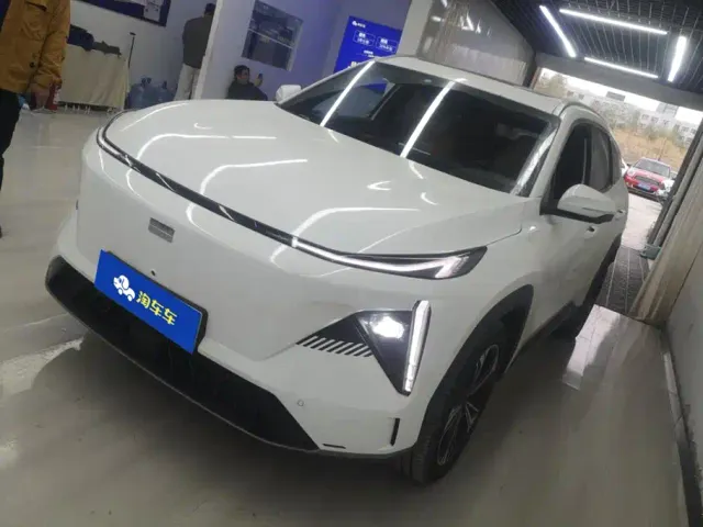 Фотография автомобиля — Geely Galaxy L7