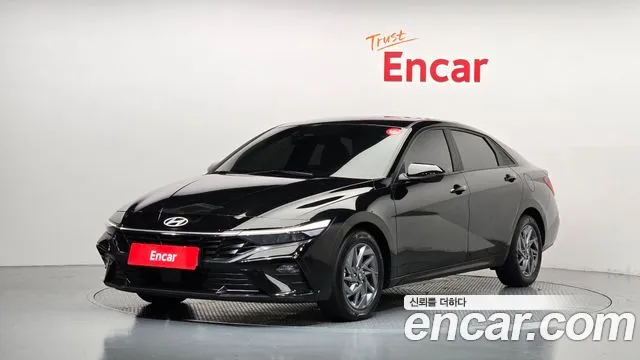 Фотография автомобиля — Hyundai Avante CN7