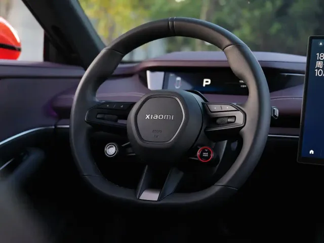 Xiaomi SU7 — Фото автомобиля 12