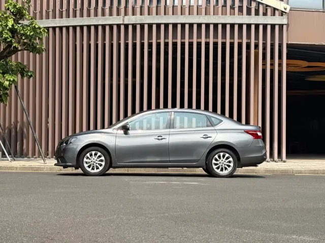 Nissan Sylphy — Фото автомобиля 4