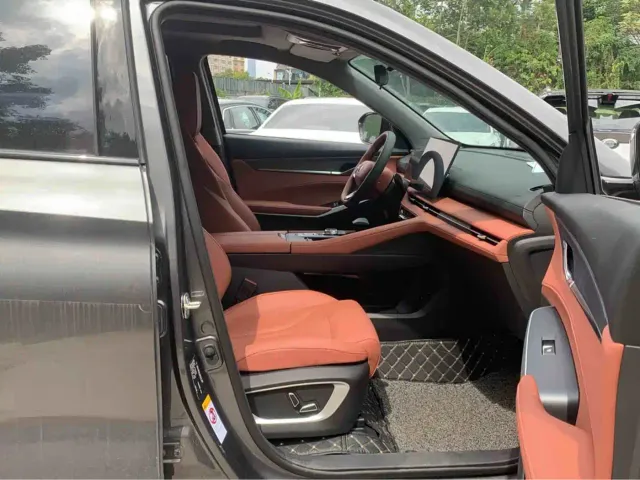 Changan CS75 Plus — Фото автомобиля 6