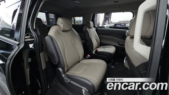 Kia Carnival 4th Gen — Фото автомобиля 18