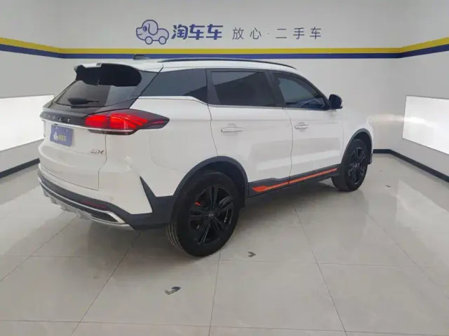 Geely Boyue — Фото автомобиля 3